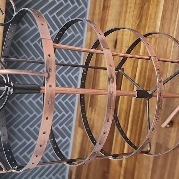 Metal Rotating Earring Stand - Floral Rustic - Picture 4 of 15